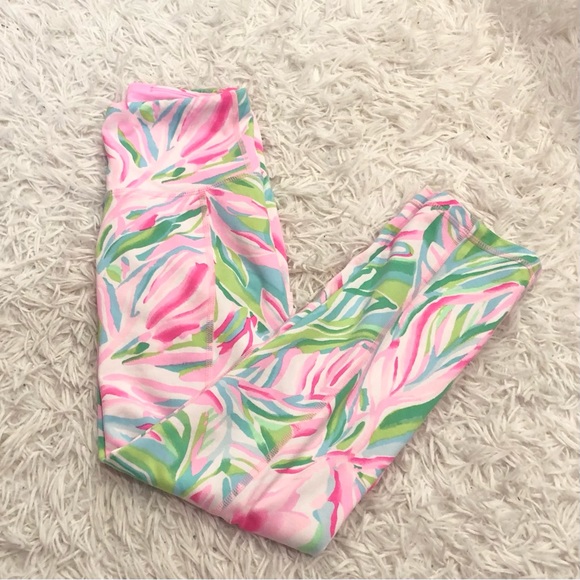 Lilly Pulitzer Luxletic Croc my world Weekender Crop Leggings Pink Green XXS - Picture 2 of 9